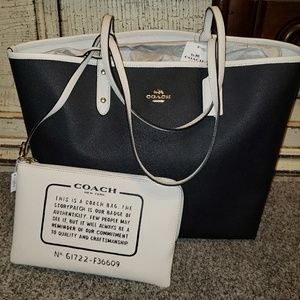 Coach Reversible City Tote Purse Brand New